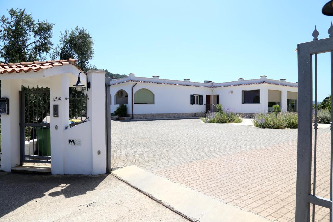 Annaluce Apartments Βιέστε Εξωτερικό φωτογραφία