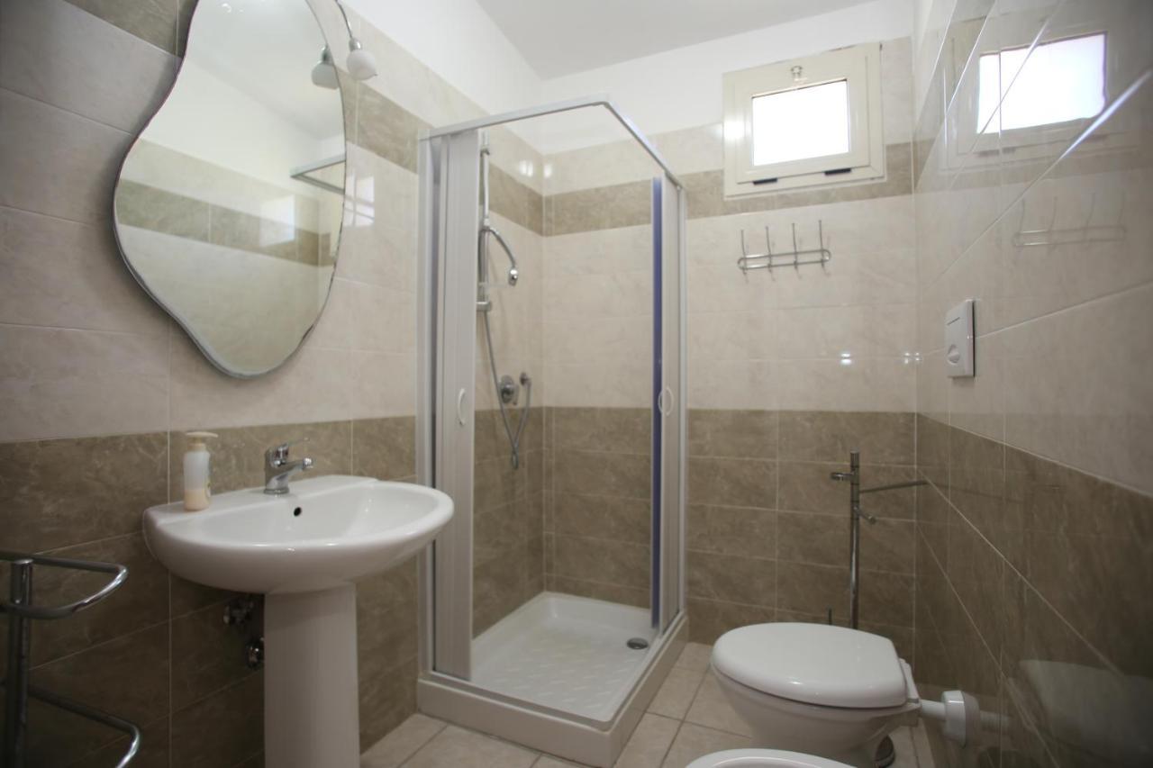 Annaluce Apartments Βιέστε Εξωτερικό φωτογραφία